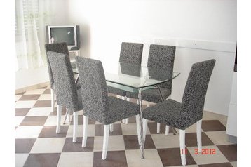 Croaţia Privát Vinišće, Exteriorul